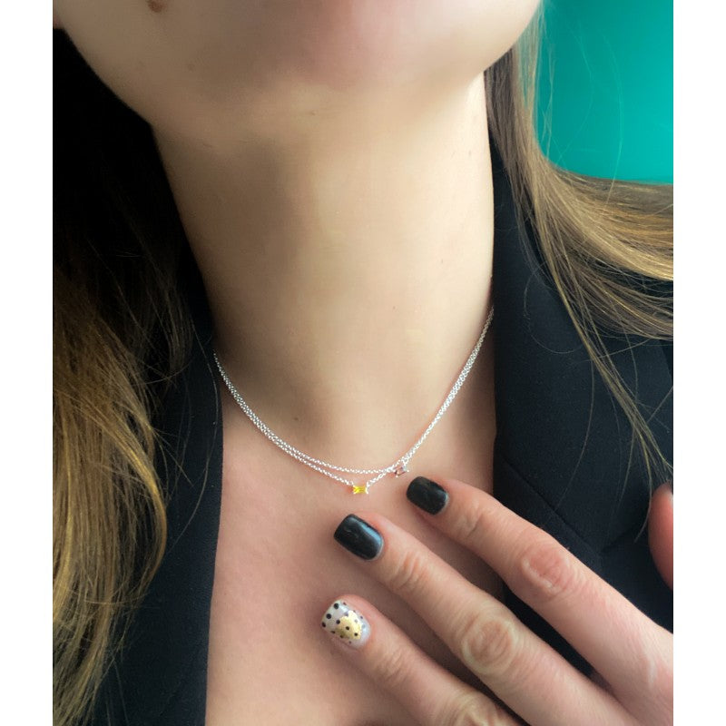 Elegant Silver Chain Necklace with Yellow Rectangular Stone